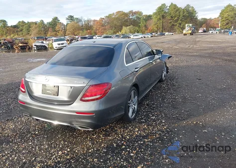 2017 Mercedes-Benz E 300 4Matic z USA, uszkodzony, nr VIN WDDZF4KB5HA110176